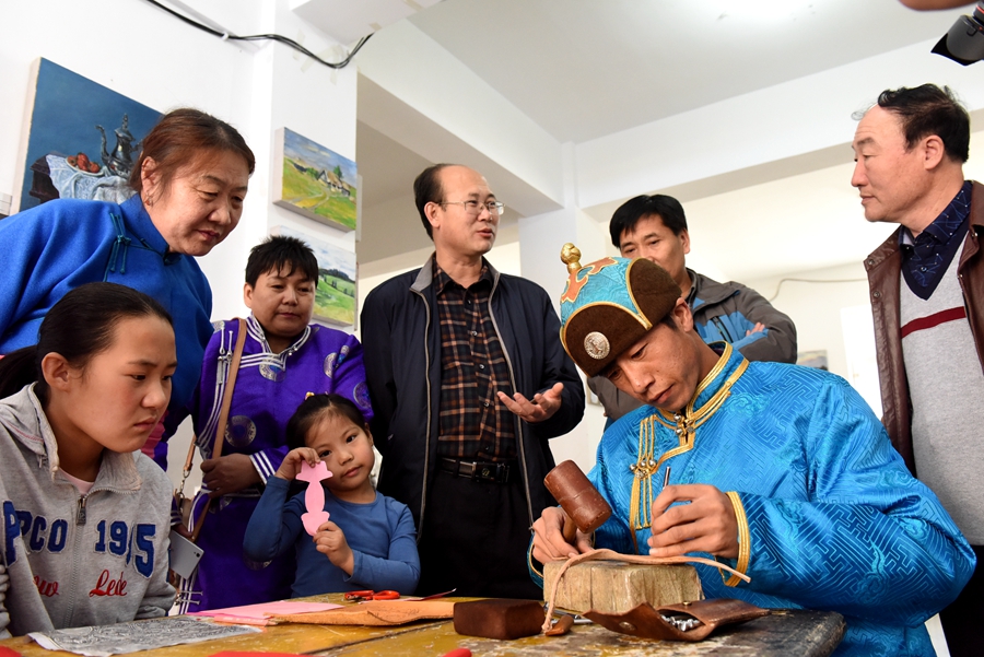 走进克旗非遗人 感受民间文化魅力